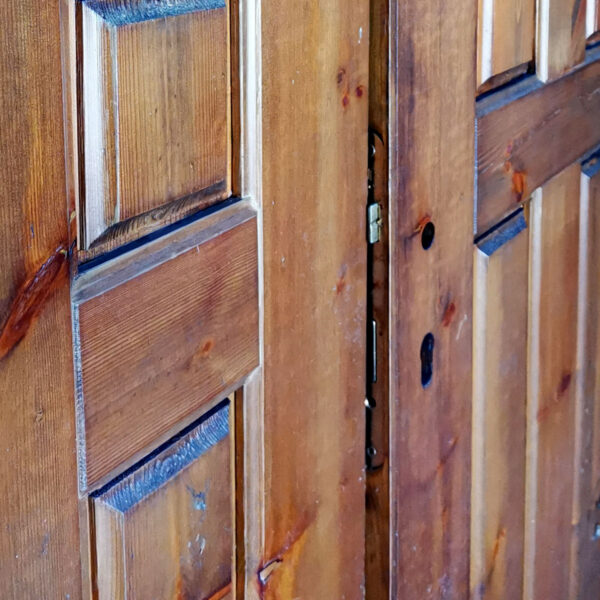 Portoncino doppia anta colore tinto noce