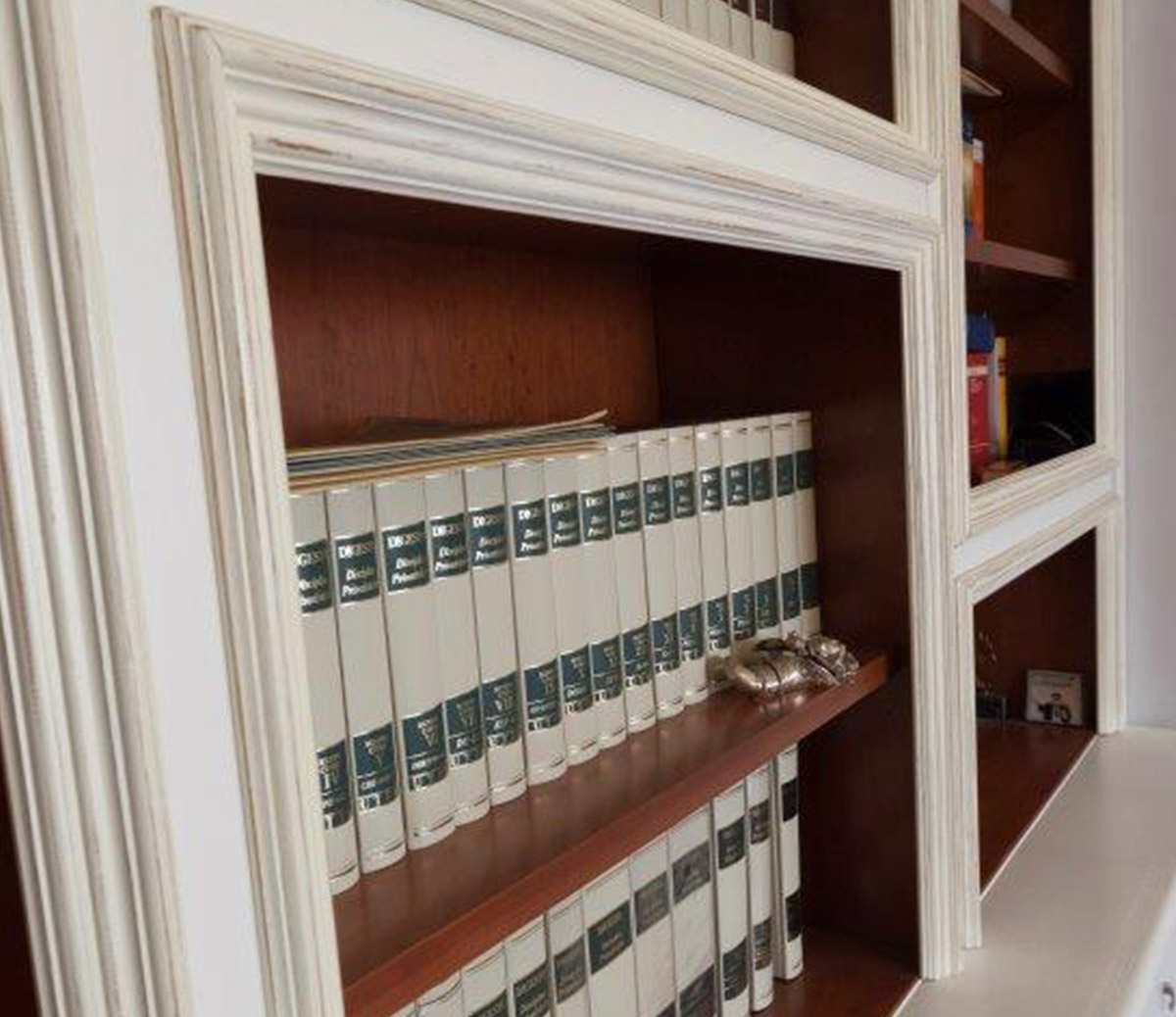 Libreria in legno su misura